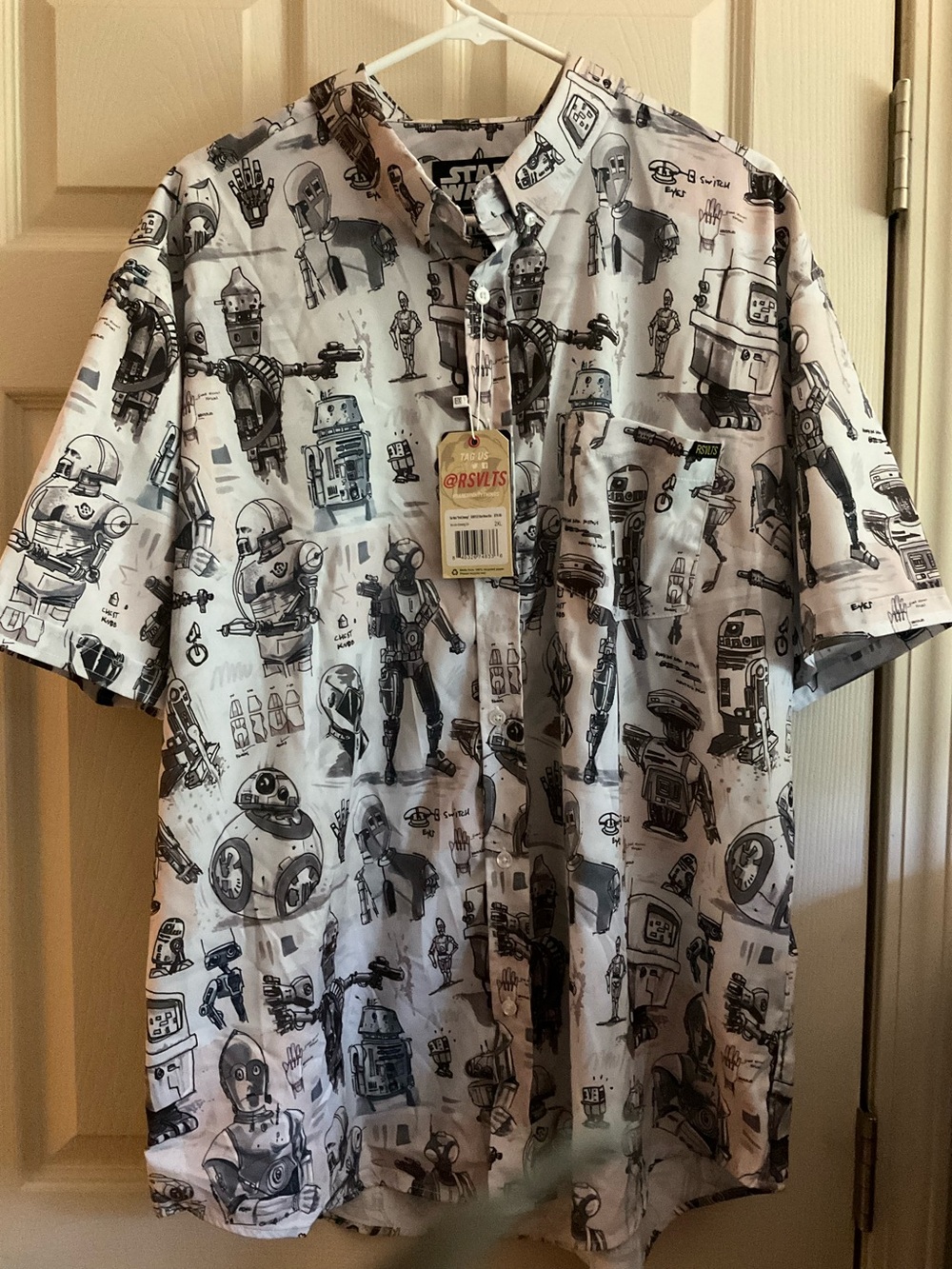 Star Wars Short-Sleeve Droid Print Shirt in White and Black NWT
